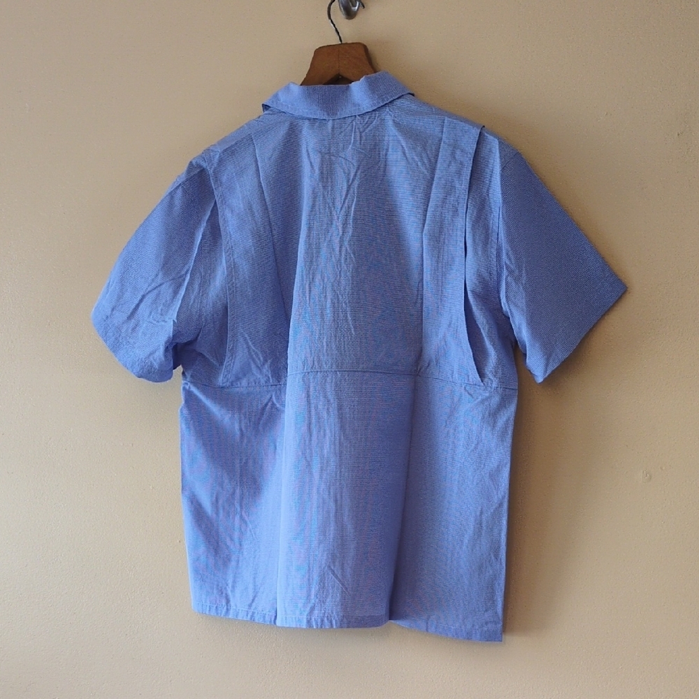 Eddie Bauer Light Blue Short-Sleeve Button-Front Shirt - Picture 4 of 4